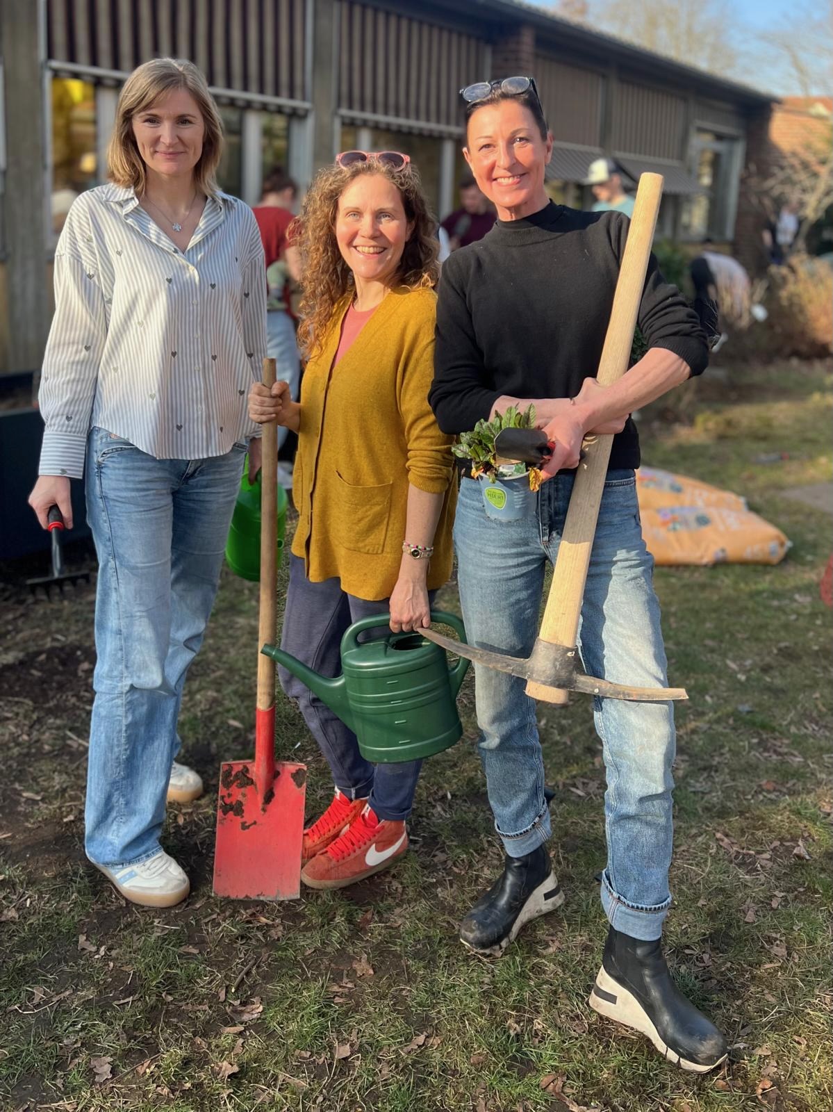 Gemeinsam im Schulgarten